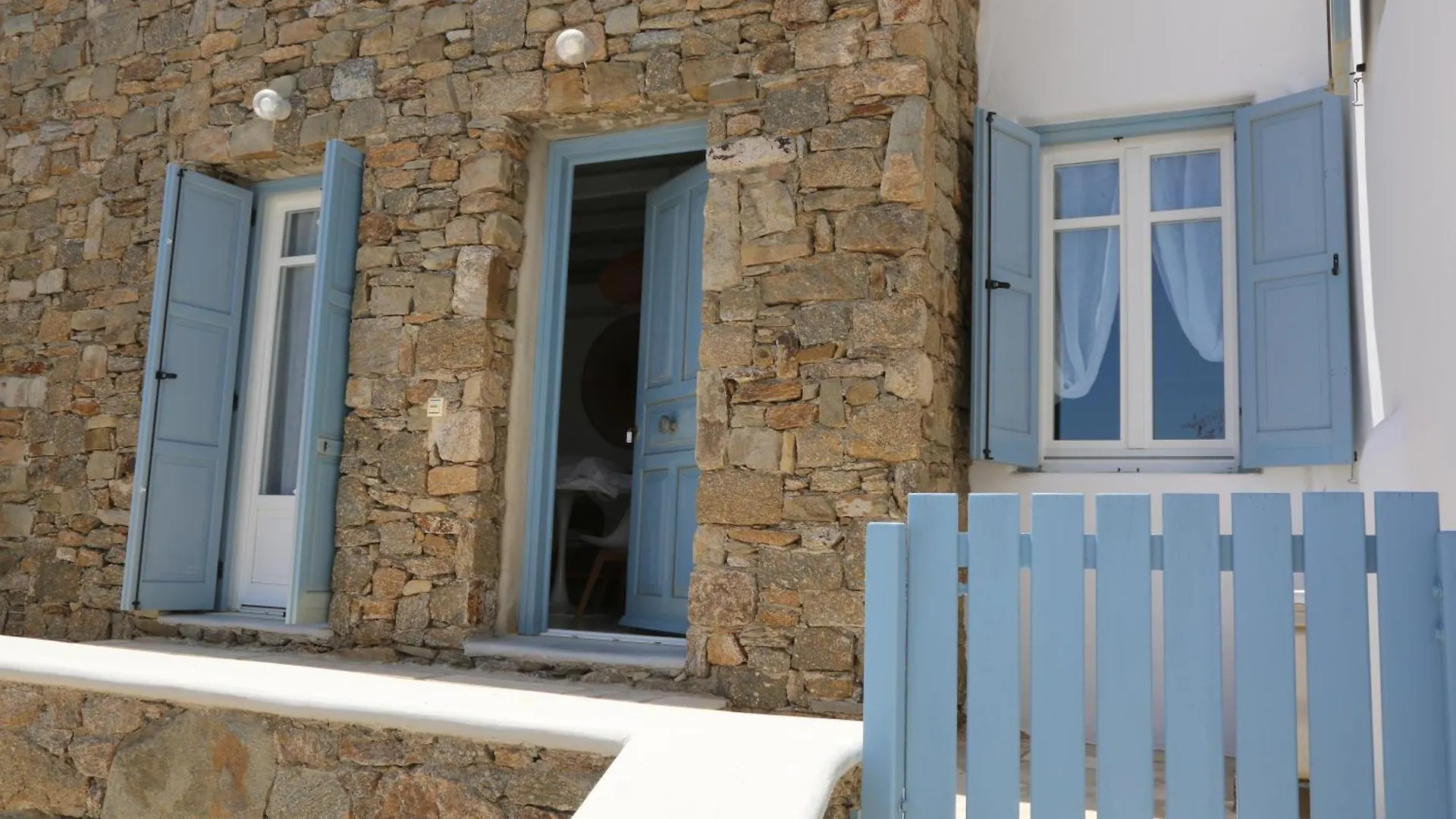 Hébergement de vacances Cycladic Home With Hot Tub Ano Mera