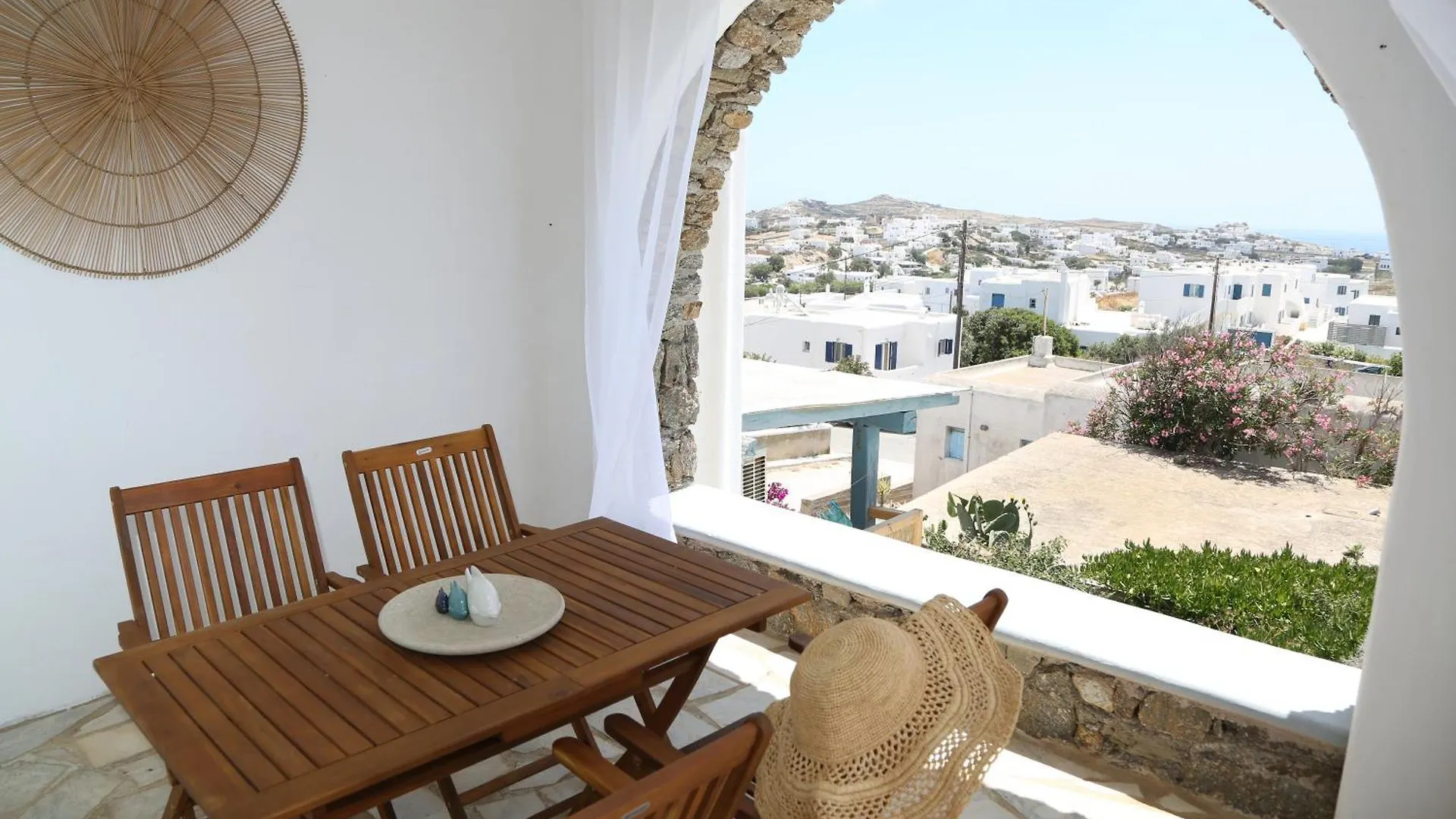Cycladic Home With Hot Tub Ano Mera Grèce